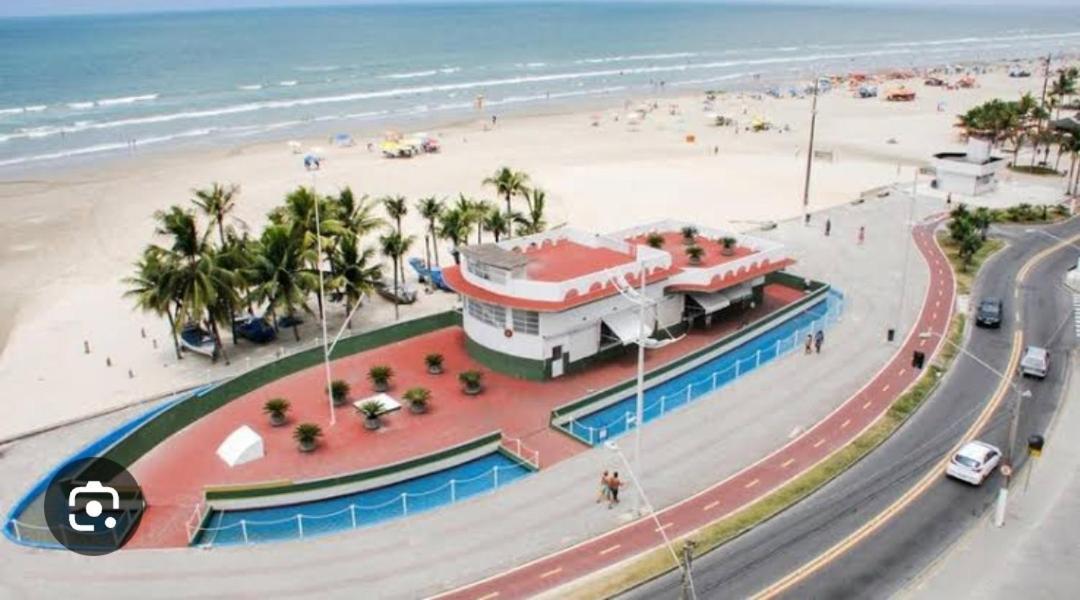 Ape Privilegiado No Centro Da Ocian E A 150M Da Praia E Feirinha, Com Wi-Fi E Garagem ! Praia Grande (Santos) Exterior foto